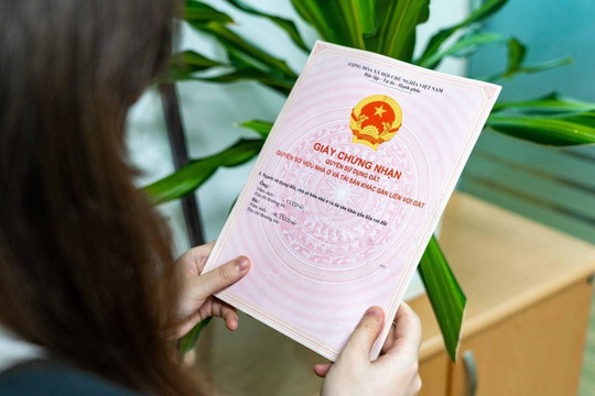 Chính thức từ nay, chậm sang tên sổ đỏ có thể bị phạt tới 6 triệu đồng