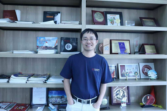 Nhà toán học Việt giúp máy tính giải toán nhanh hơn