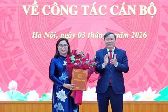 Công bố quyết định của Ban Bí thư về công tác cán bộ