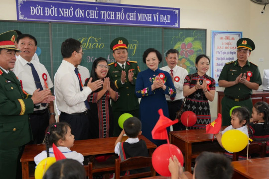 ‘Bình minh mới’ trên các ngôi trường nội trú vùng cao ở Huế