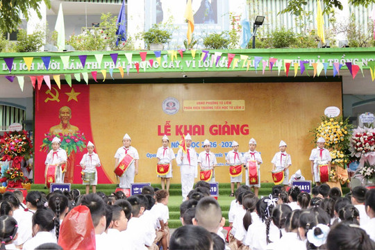 Trường Tiểu học Từ Liêm 2 tưng bừng khai giảng năm học mới 2026 - 2027