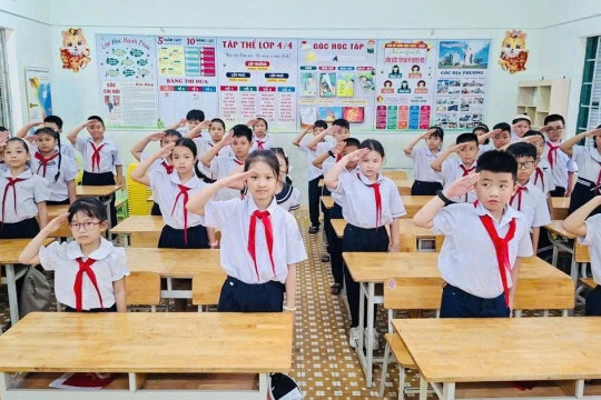 'Siêu trường' tại Khánh Hòa tăng cường ứng dụng AI trong quản lý