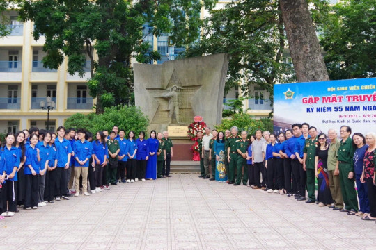 Xúc động cuộc hội ngộ của những ‘sinh viên - chiến sĩ’ sau 55 năm