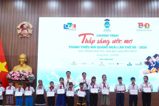Tiếp sức cho học sinh nghèo Quảng Ngãi theo đuổi ước mơ