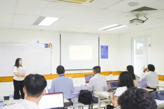 Tạo cơ chế để doanh nghiệp đồng hành cùng nhà trường