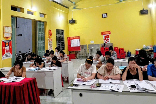 Đưa ngoại ngữ về thôn bản để giúp bà con vùng cao thoát nghèo
