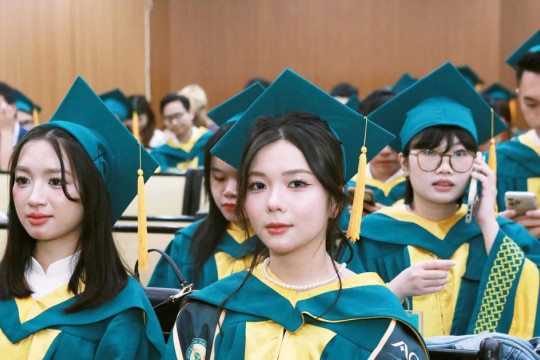 Học tập cần trở thành năng lực suốt đời của mỗi người