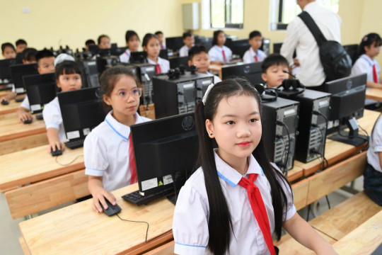 Dạy AI từ lớp 1 cần có lộ trình và thầy cô kiểm soát