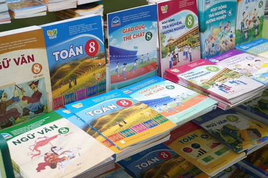 NXB Giáo dục Việt Nam tập trung nguồn lực bảo đảm cung ứng đủ sách giáo khoa
