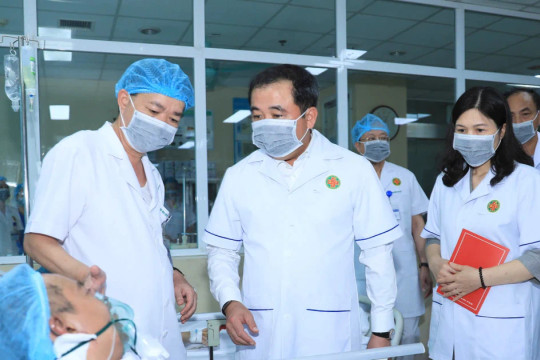 Hà Nội hỗ trợ 382 triệu đồng cho các nạn nhân trong vụ cháy khiến 5 người tử vong