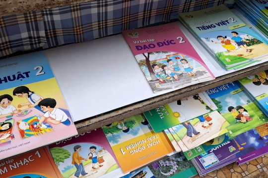 TP Huế cung ứng đủ SGK thiếu cục bộ cho học sinh trước ngày 18/9