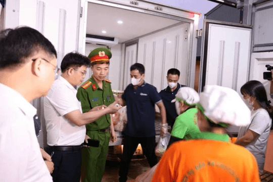 Sát cơ sở, kiểm soát chặt bữa ăn bán trú