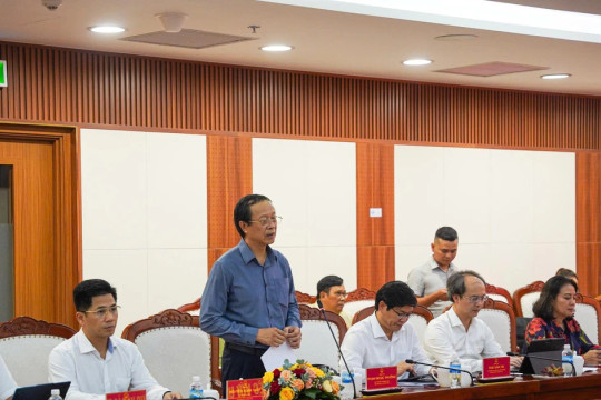 Thứ trưởng Thường trực Phạm Ngọc Thưởng: Sắp xếp trường học là bước đầu của đổi mới quản lý