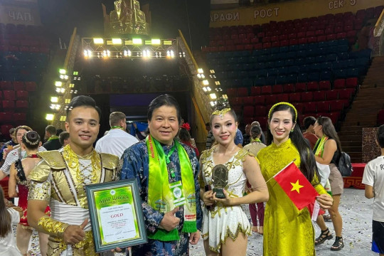 Cặp đôi xiếc Việt giành giải Vàng tại Liên hoan Xiếc quốc tế