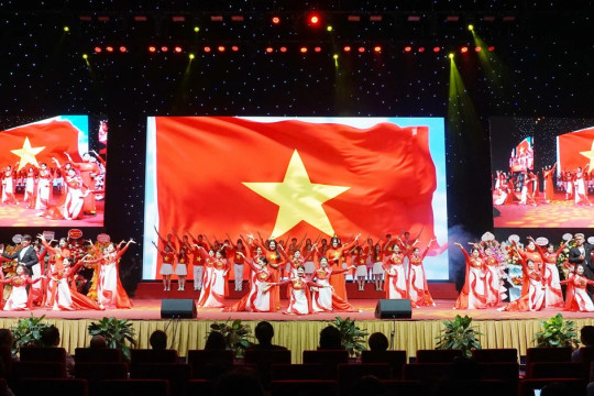 Hiệu trưởng Trường ĐH Mở Hà Nội nhấn mạnh 3 điều tới người học trong năm học mới