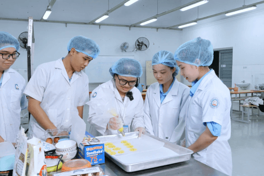 Gắn kết doanh nghiệp, tiếp sức sinh viên nghèo học nghề vươn lên