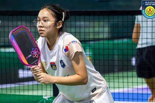 ‘Hành trình kép’ nữ sinh chuyên Văn chinh phục đỉnh cao Pickleball thế giới