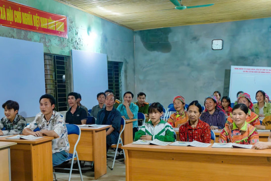 Những lớp học đặc biệt trên Tây Côn Lĩnh