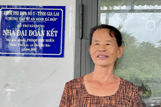 Trao mái ấm, tiếp thêm niềm tin cho người nghèo