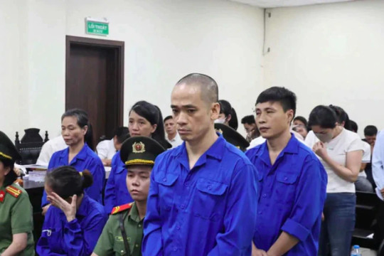2 chị em cầm đầu đường dây buôn lậu ‘khủng’, vận chuyển hơn nửa tỷ USD qua biên giới