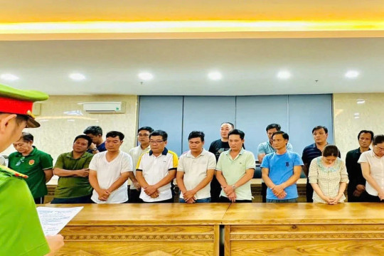 Nhóm cán bộ nhận hối lộ để làm ngơ, hợp thức hóa và cấp điện nước cho công trình vi phạm