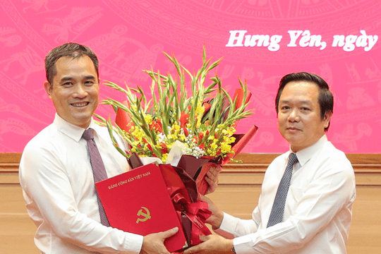 Phó Giám đốc ĐHQG Hà Nội được giới thiệu bầu làm Phó Chủ tịch UBND tỉnh Hưng Yên