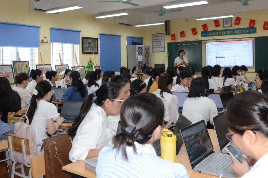 Tập huấn ứng dụng AI vào giảng dạy cho bậc tiểu học