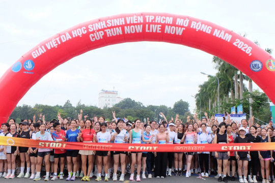 Tân sinh viên TPHCM sôi nổi trải nghiệm ngày hội đầu năm học