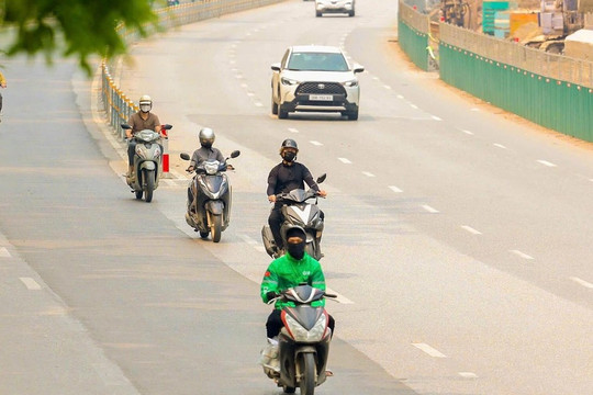 Dự báo thời tiết Hà Nội hôm nay 28/9: Ngày nắng nóng, có nơi trên 35°C