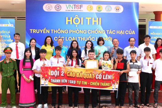 Học sinh Đắk Lắk nhận diện thuốc lá điện tử từ tình huống cụ thể
