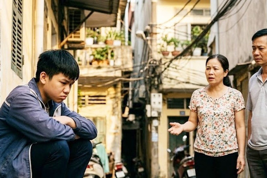 Làm gì khi phát hiện con tham gia hội nhóm 'ghét bố mẹ'?