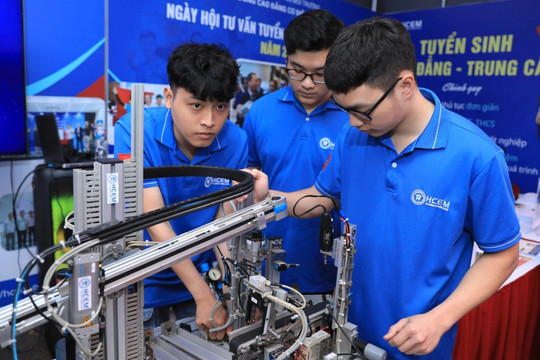 Bộ GD&ĐT dự kiến cho phép học nghề ngay tại doanh nghiệp