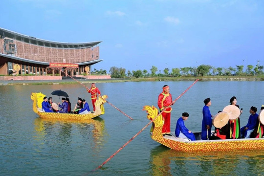 Tổ chức Ngày Văn hóa Việt Nam gắn với Ngày hội Đại đoàn kết toàn dân tộc