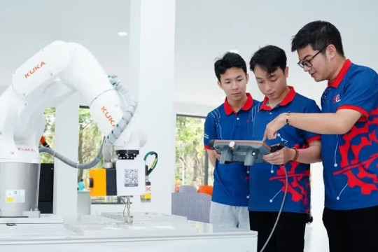 Ban hành chuẩn chương trình đào tạo thạc sĩ, tiến sĩ các ngành về điện hạt nhân