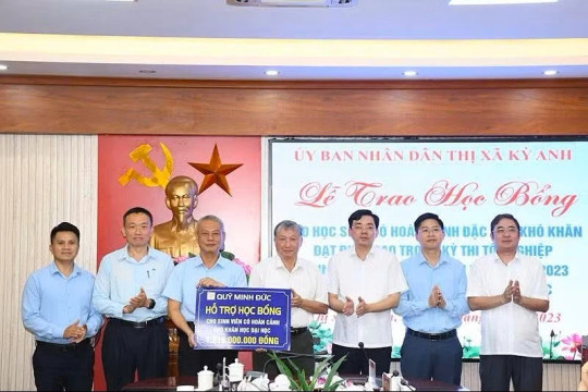 Doanh nghiệp tiêu biểu đồng hành cùng giáo dục địa phương