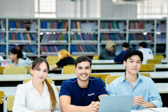 Sinh viên sư phạm đi du học có phải bồi hoàn kinh phí đào tạo?