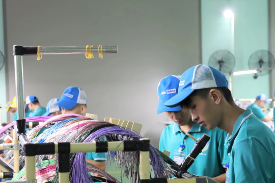 Từ bản làng đến lựa chọn nghề nghiệp của người trẻ vùng khó