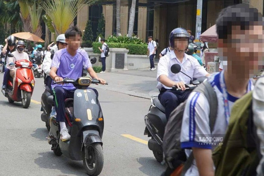 Nhầm giữa xe đạp điện và xe máy điện, học sinh dễ vi phạm