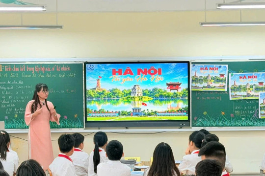 Khơi dậy tư duy và phát triển năng lực số cho học sinh