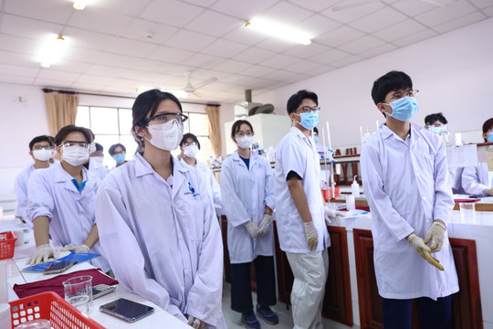 Kiến nghị giám sát việc điều chỉnh học phí đại học