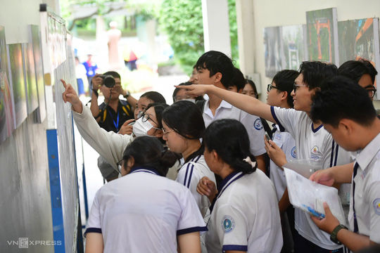 Chính sách tuyển sinh 'thổi bùng' cuộc đua IELTS
