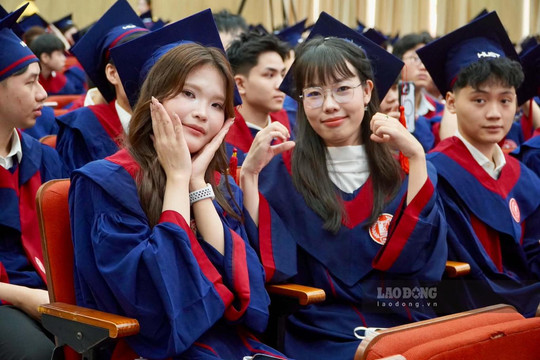 Tỉ lệ nữ sinh nhập học Đại học Bách khoa Hà Nội gia tăng