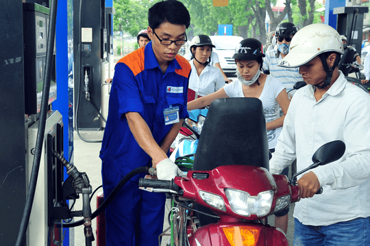Bộ Công Thương đề xuất loạt quy định về giá xăng dầu, ngăn chặn liên minh độc quyền