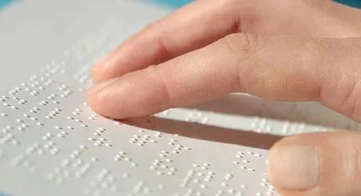Lần đầu tiên chuẩn hóa quy trình chuyển đổi sách giáo khoa sang chữ nổi Braille
