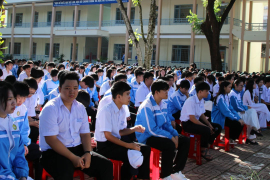 Hàng nghìn học sinh, sinh viên Đắk Lắk hưởng ứng pháp luật phòng, chống ma túy