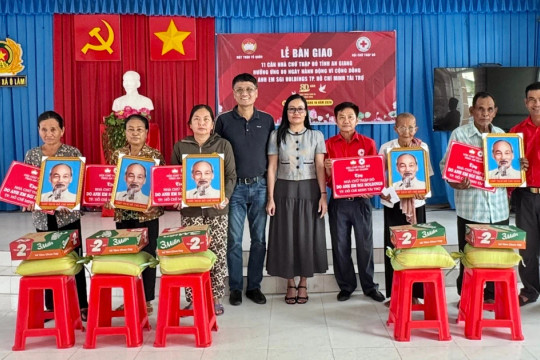 Ấm áp những căn nhà Chữ Thập đỏ trao tay đồng bào Khmer ở An Giang