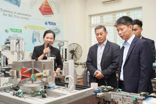 Nâng chất lượng đào tạo STEM từ trải nghiệm sớm