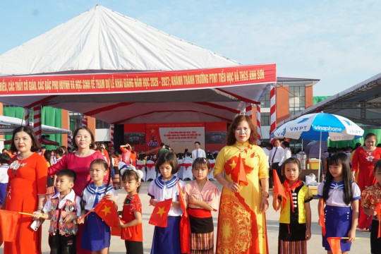 Hoàn thiện hành lang pháp lý, vận hành trường phổ thông nội trú vùng biên