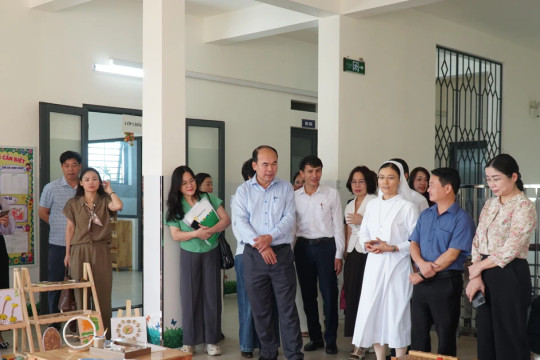 Gỡ vướng pháp lý, nâng cao chất lượng giáo dục mầm non vùng tôn giáo ở Nghệ An