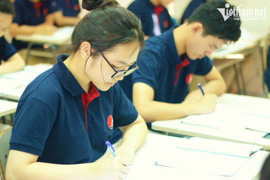 Học sinh lớp 5, 9, 12 kiểm tra cuối kỳ bằng đề chung của Sở: Các trường nói gì?